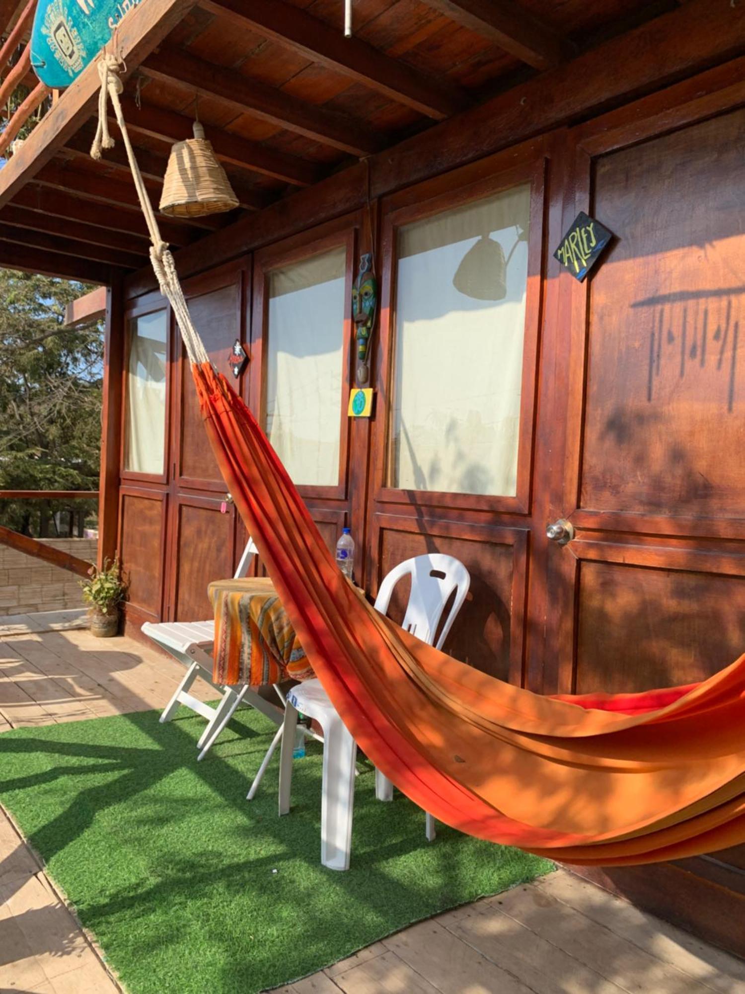 Wiracocha Hostal Máncora Exterior photo