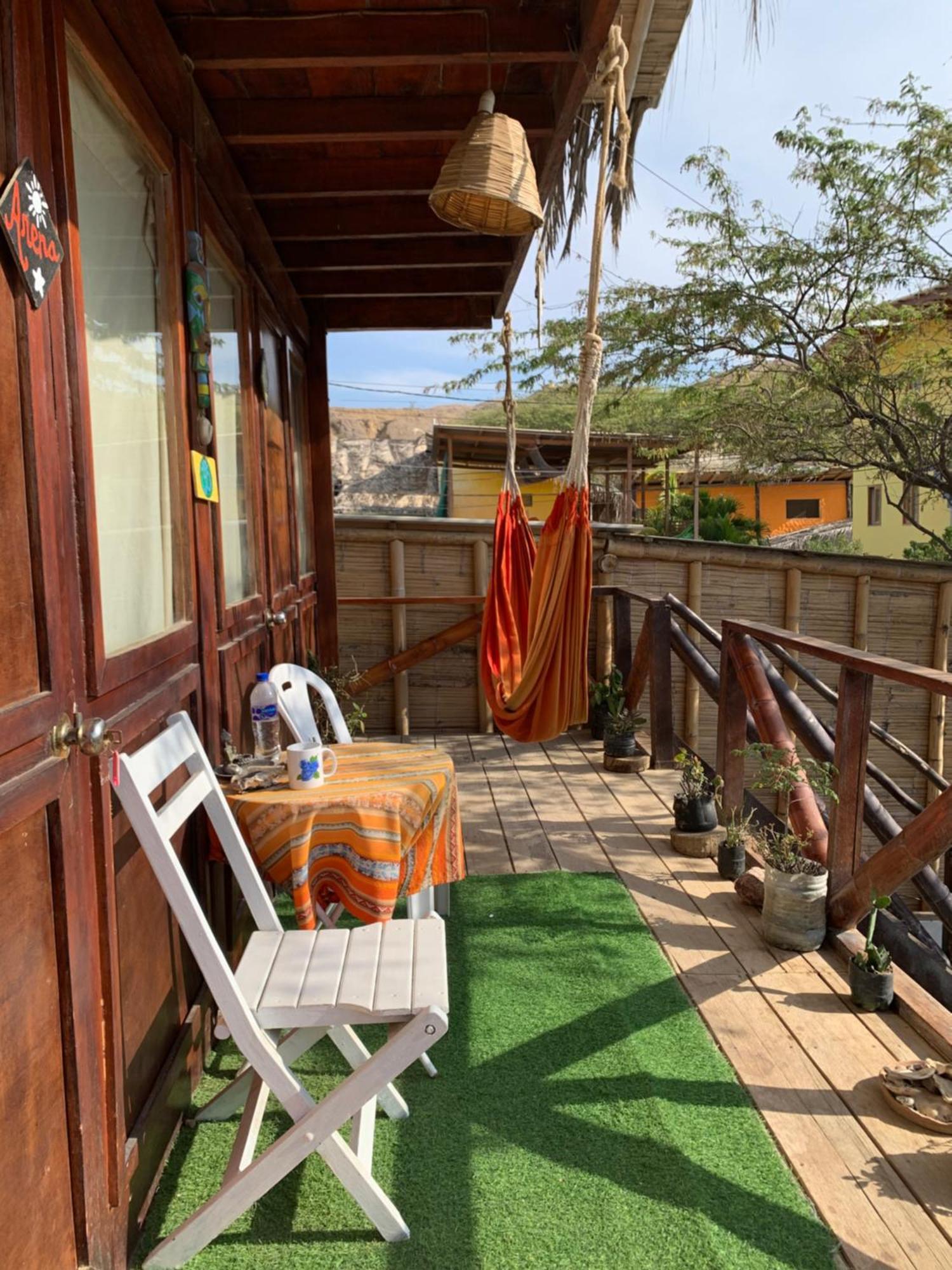 Wiracocha Hostal Máncora Exterior photo