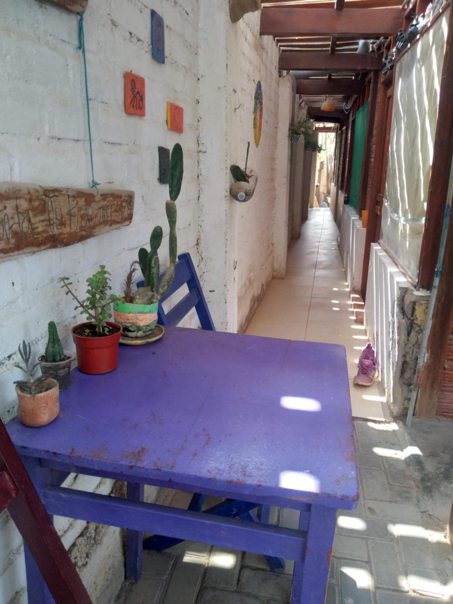 Wiracocha Hostal Máncora Exterior photo